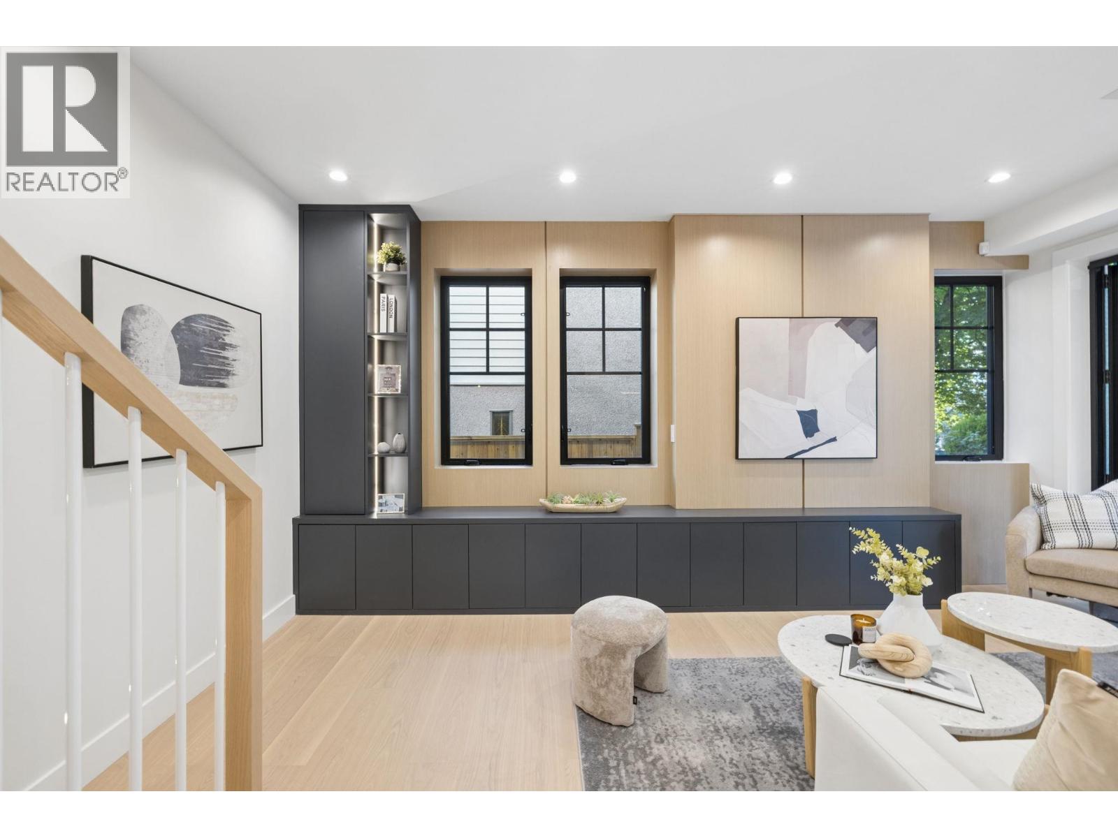 588 E 10th Avenue, Vancouver, British Columbia  V5T 2A4 - Photo 4 - R3155499