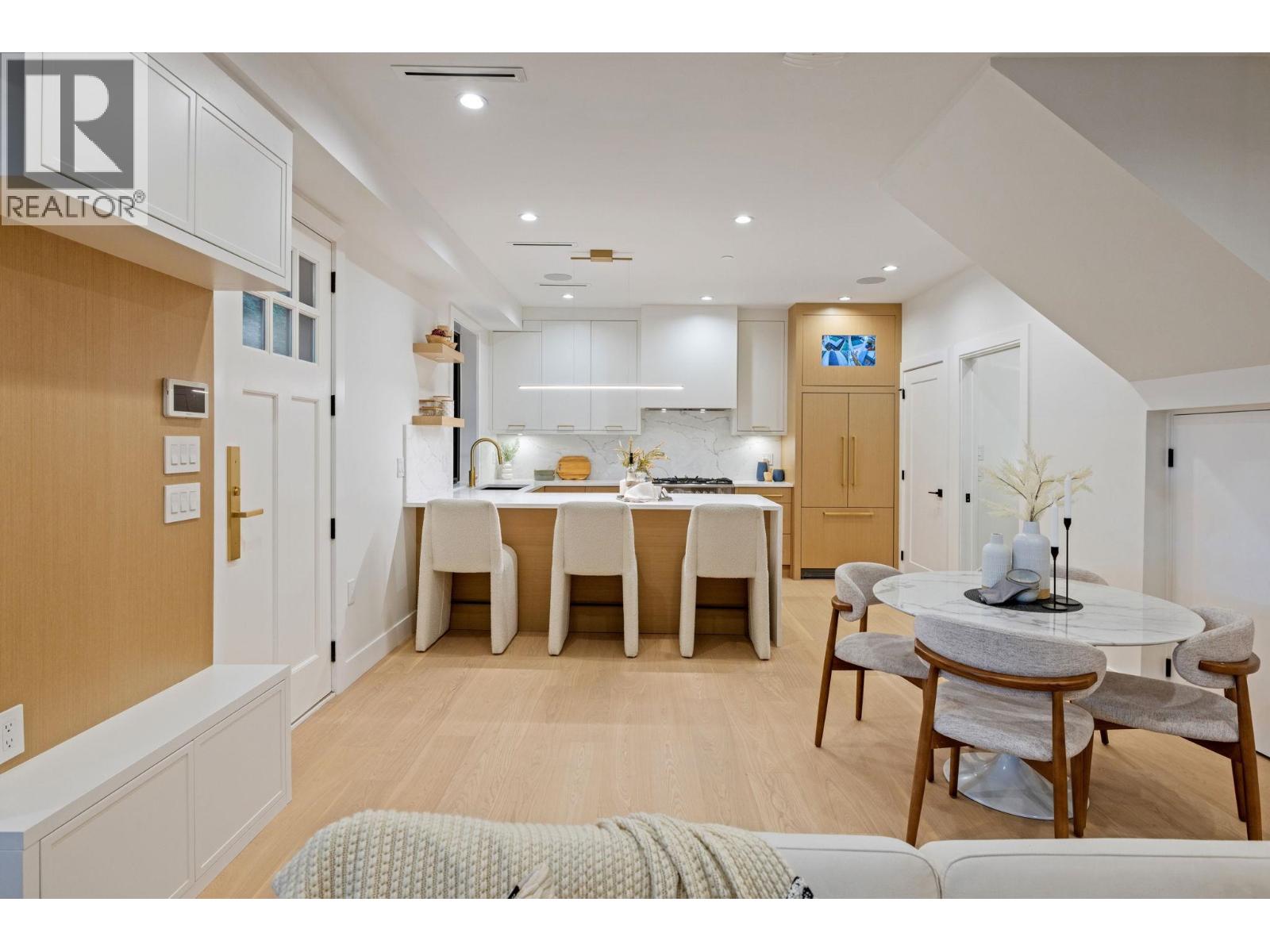 588 E 10th Avenue, Vancouver, British Columbia  V5T 2A4 - Photo 10 - R3155499