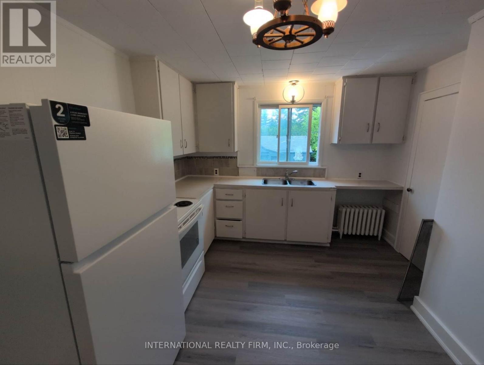 93 West Road, Huntsville, Ontario  P1H 1L9 - Photo 5 - X13678232