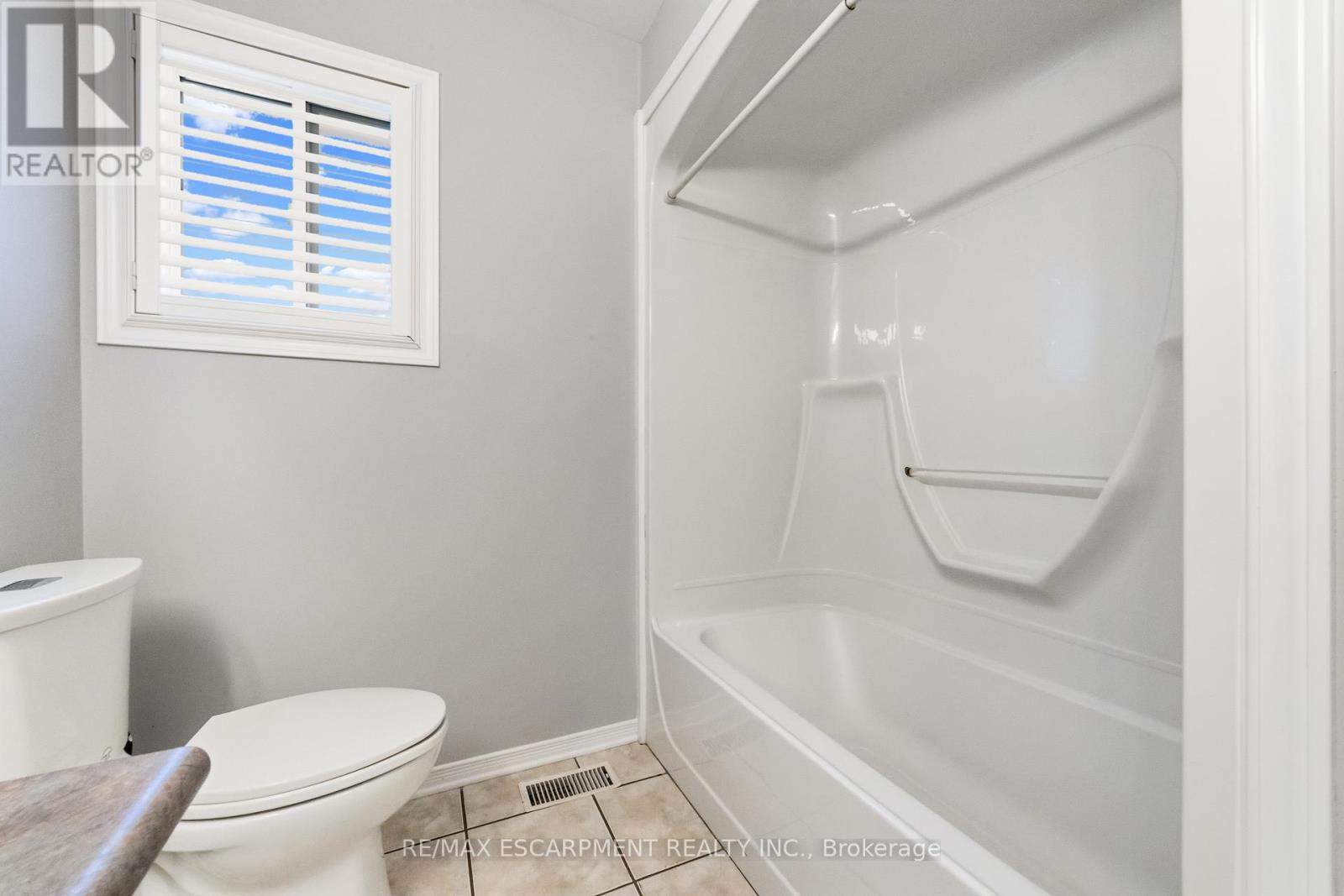296 Autumn Crescent, Welland, Ontario  L3C 7K1 - Photo 24 - X13678282