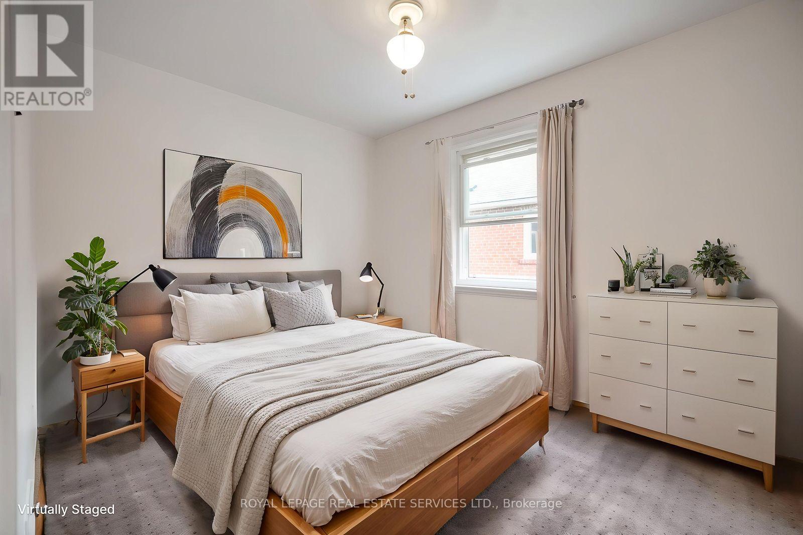 42 Black Creek Boulevard, Toronto, Ontario  M6N 2K8 - Photo 12 - W13674030
