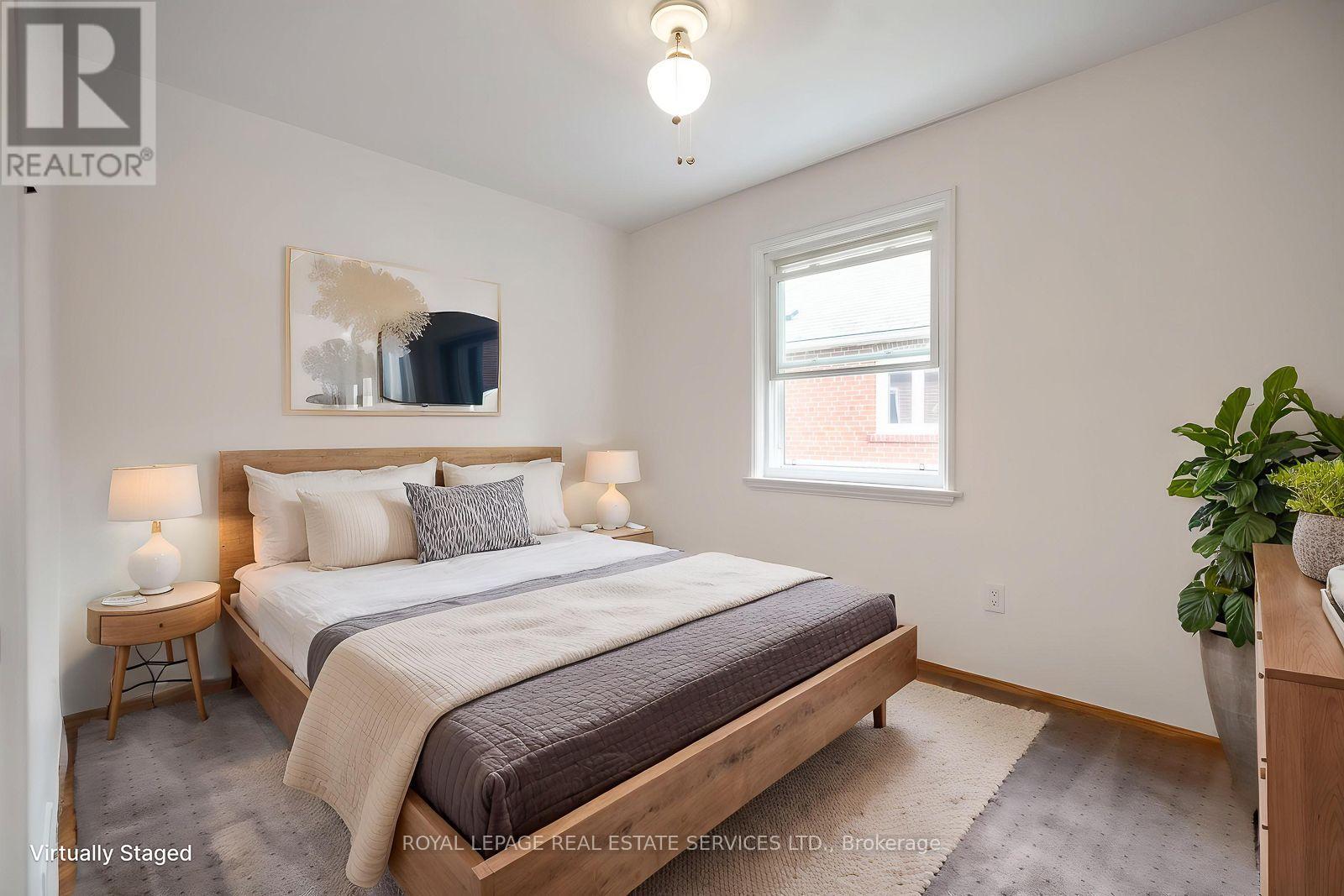 42 Black Creek Boulevard, Toronto, Ontario  M6N 2K8 - Photo 13 - W13674030