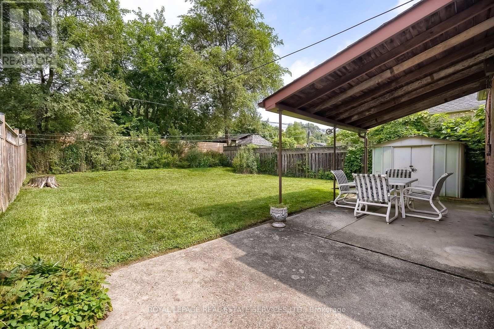 42 Black Creek Boulevard, Toronto, Ontario  M6N 2K8 - Photo 19 - W13674030