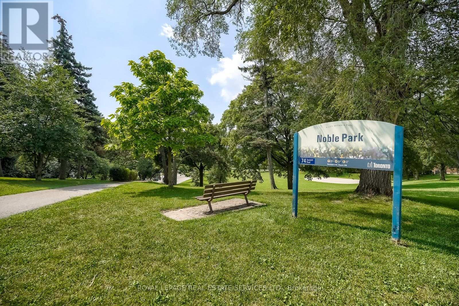42 Black Creek Boulevard, Toronto, Ontario  M6N 2K8 - Photo 22 - W13674030