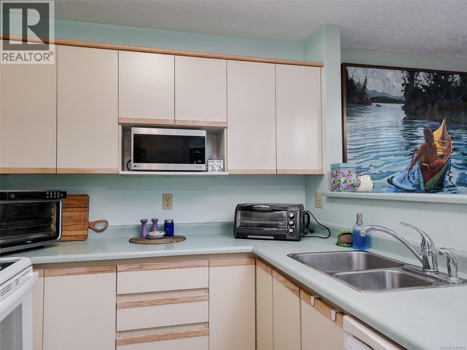 208 9882 Fifth St, Sidney, British Columbia  V8L 2X3 - Photo 9 - 1046855