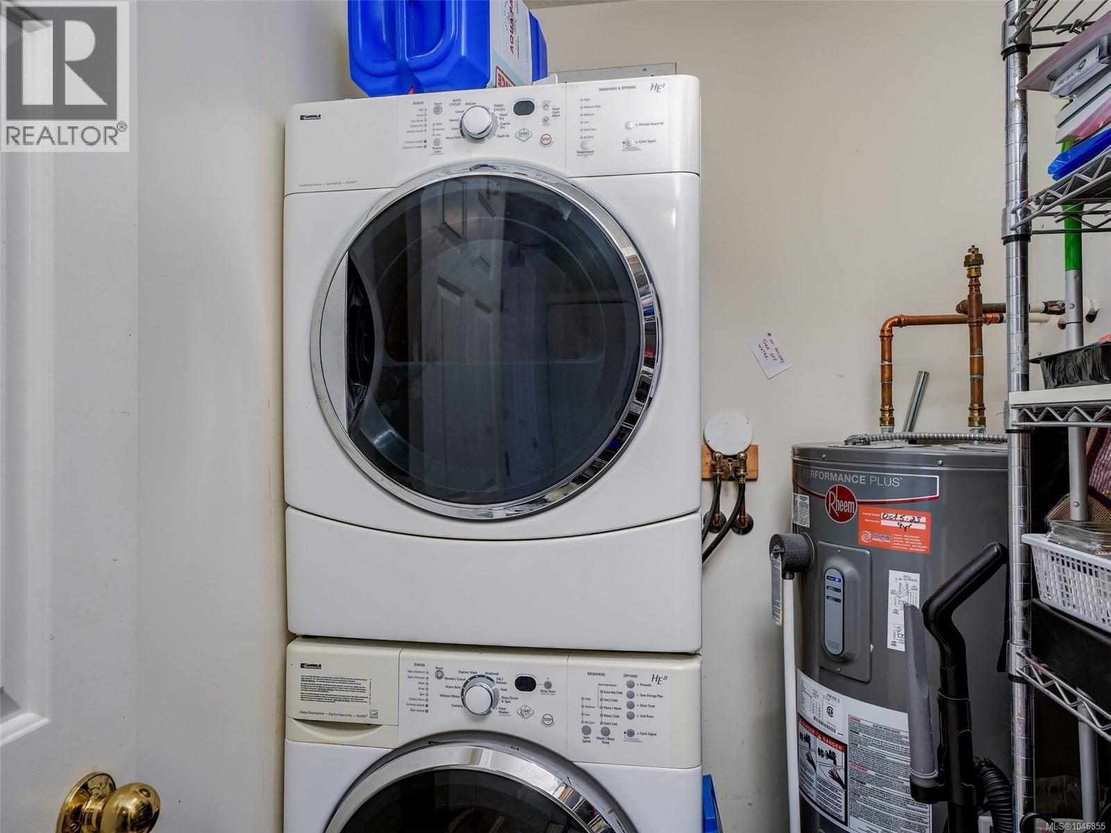 208 9882 Fifth St, Sidney, British Columbia  V8L 2X3 - Photo 20 - 1046855