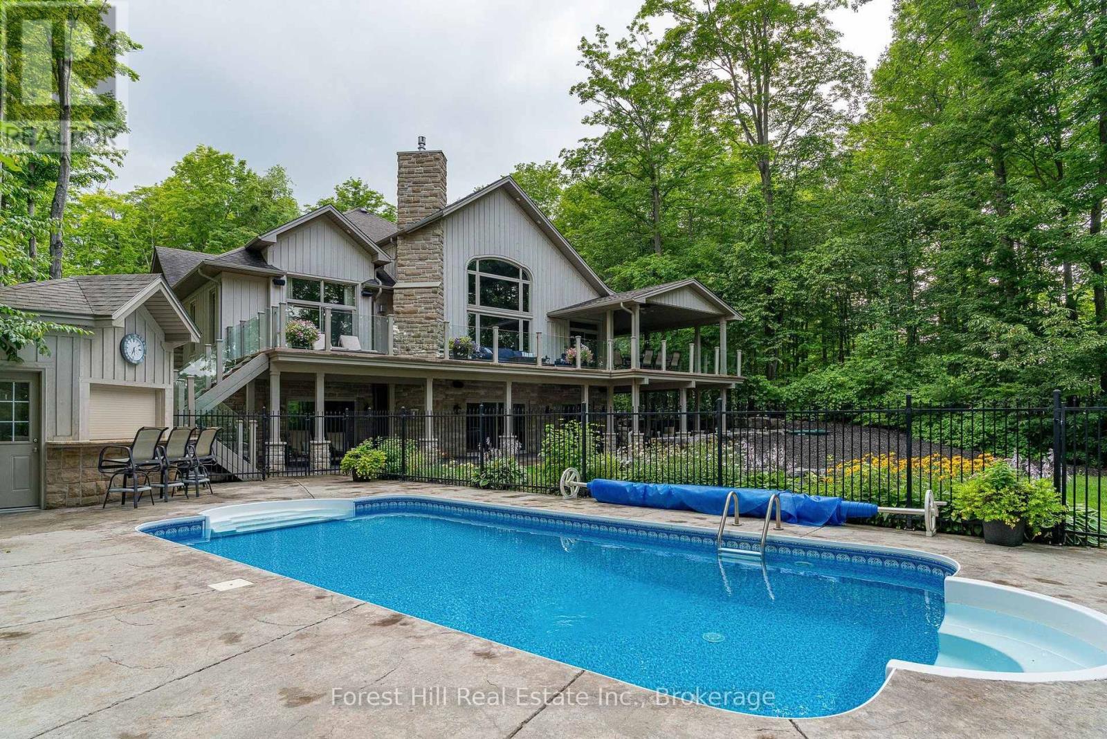201 Peters Crescent, Grey Highlands, Ontario  N0C 1E0 - Photo 2 - X13677062