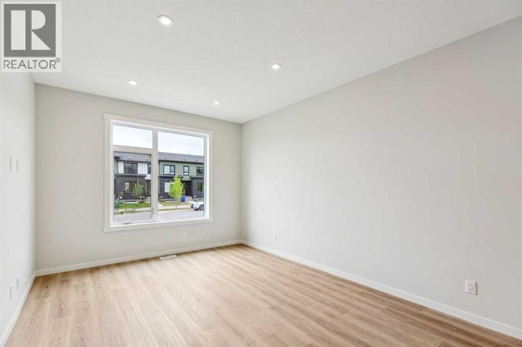 225 Vantage Drive, Cochrane, Alberta  T4C 3G5 - Photo 10 - A2334837