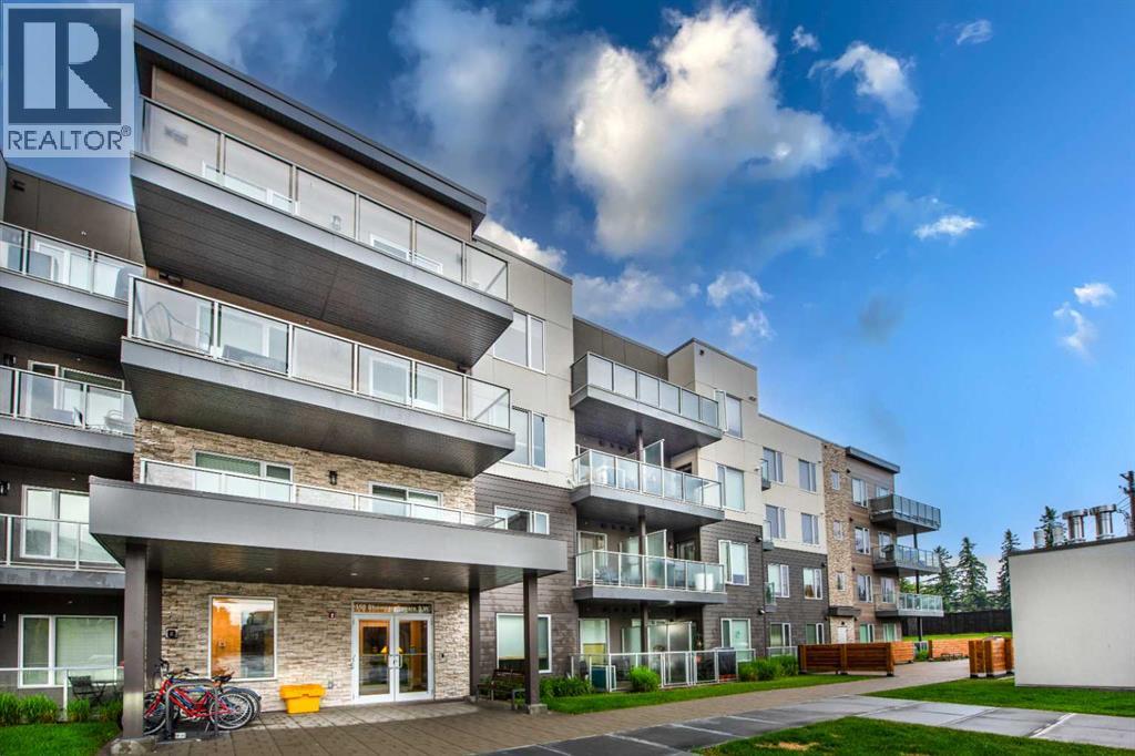 105, 150 Shawnee Square SW, Calgary, Alberta  T2Y 0T6 - Photo 1 - A2325922