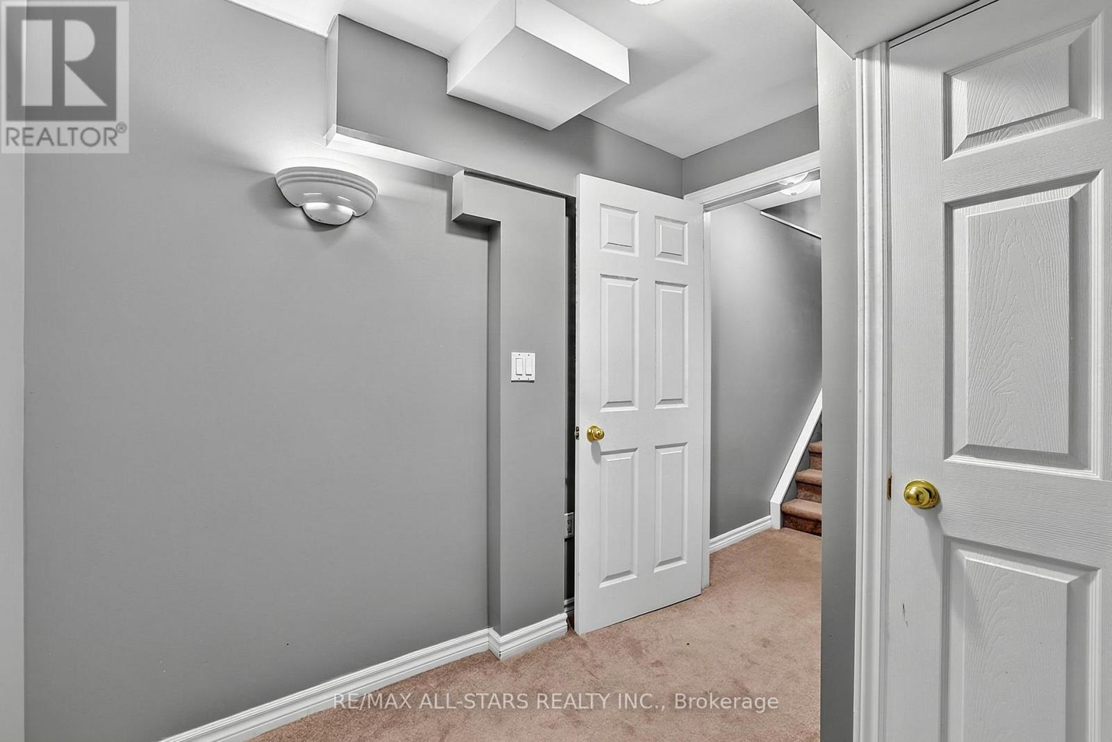 18 Lancaster Court, Georgina, Ontario  L4P 4A1 - Photo 32 - N13420176