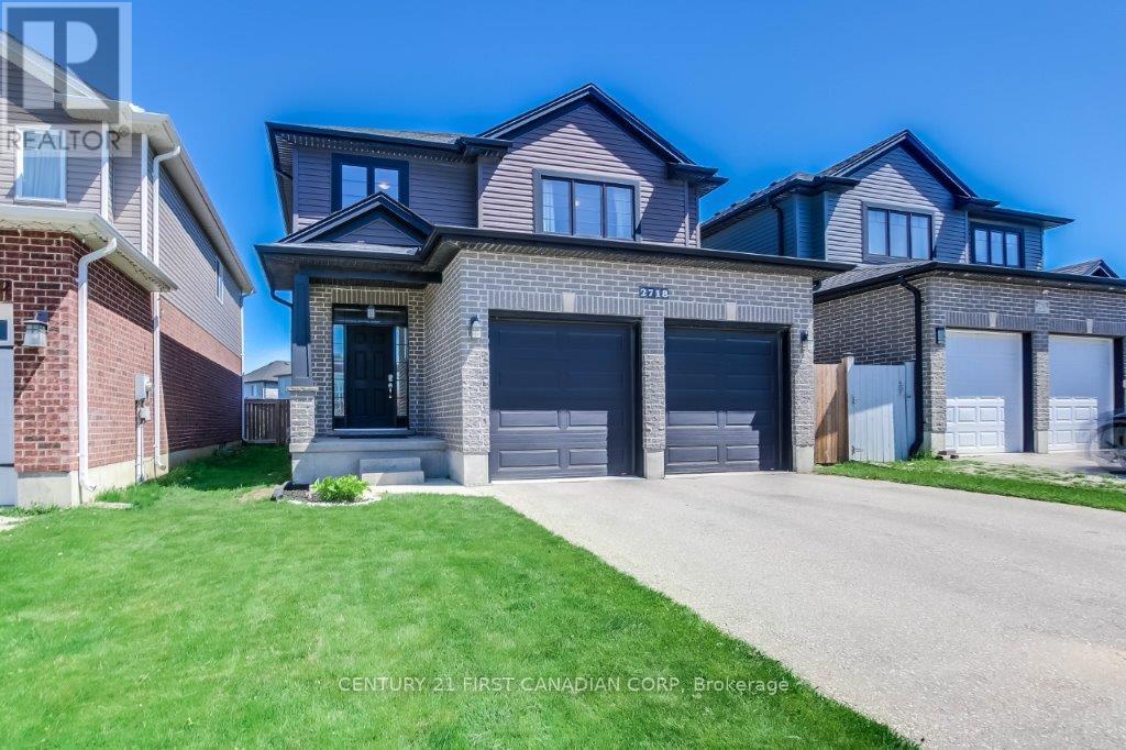 2718 Tokala Trail, London North (North S), Ontario  N6G 0L7 - Photo 2 - X13678336