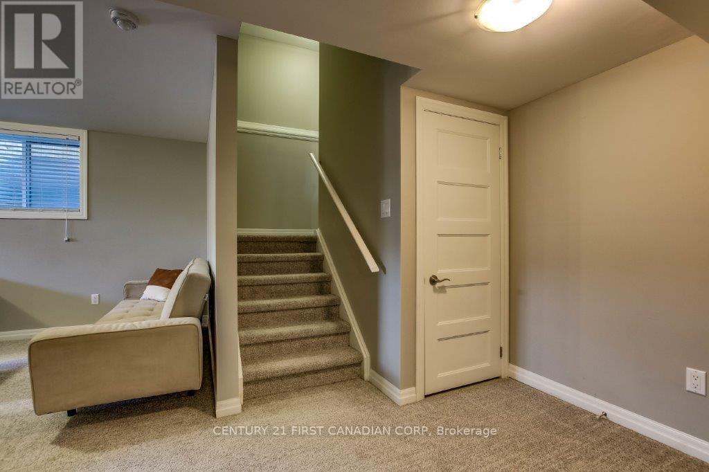 2718 Tokala Trail, London North (North S), Ontario  N6G 0L7 - Photo 23 - X13678336