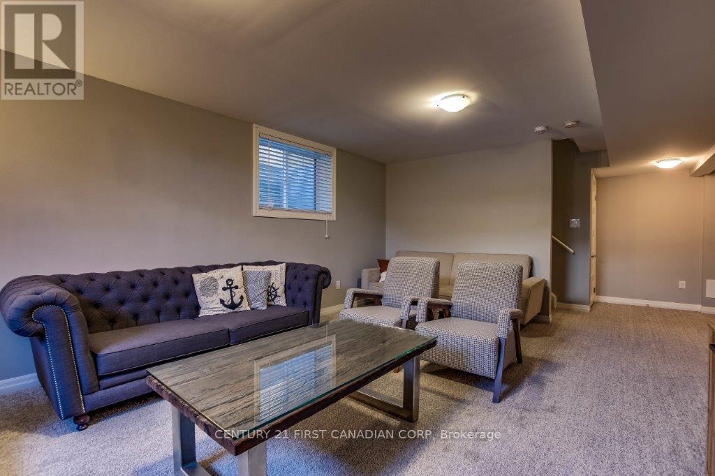 2718 Tokala Trail, London North (North S), Ontario  N6G 0L7 - Photo 25 - X13678336
