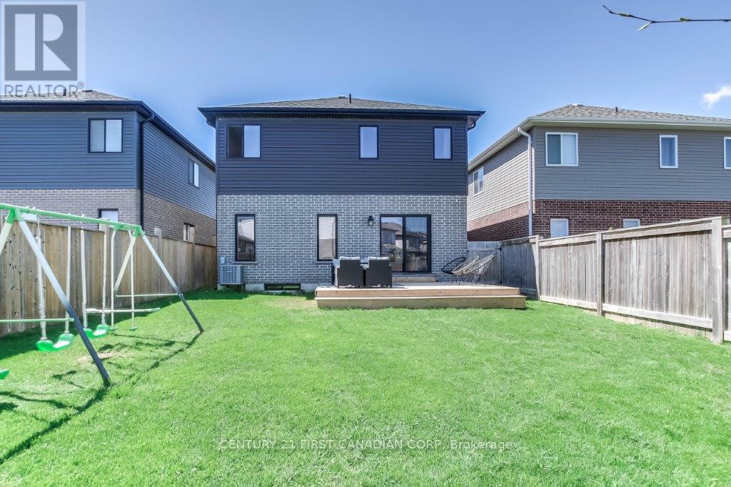 2718 Tokala Trail, London North (North S), Ontario  N6G 0L7 - Photo 32 - X13678336