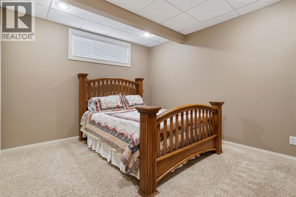 3804 69a Street Close, Camrose, Alberta  T4V 5A8 - Photo 32 - A2284808