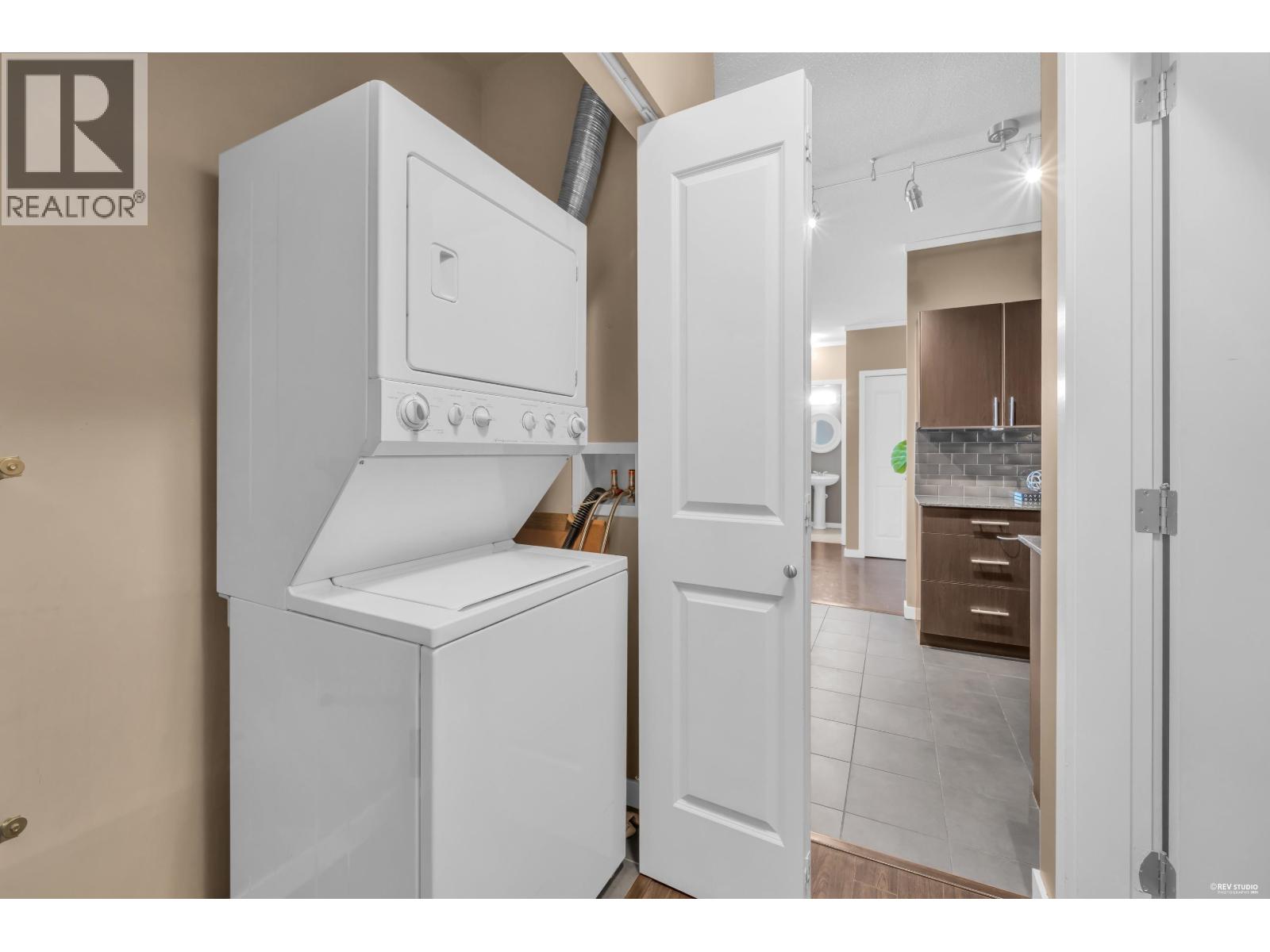 301 4479 W 10th Avenue, Vancouver, British Columbia V6R 2H8 - Photo 26 - R3155313