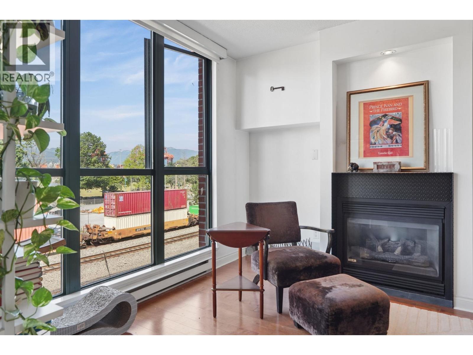 306 55 Alexander Street, Vancouver, British Columbia V6A 1B2 - Photo 5 - R3155866