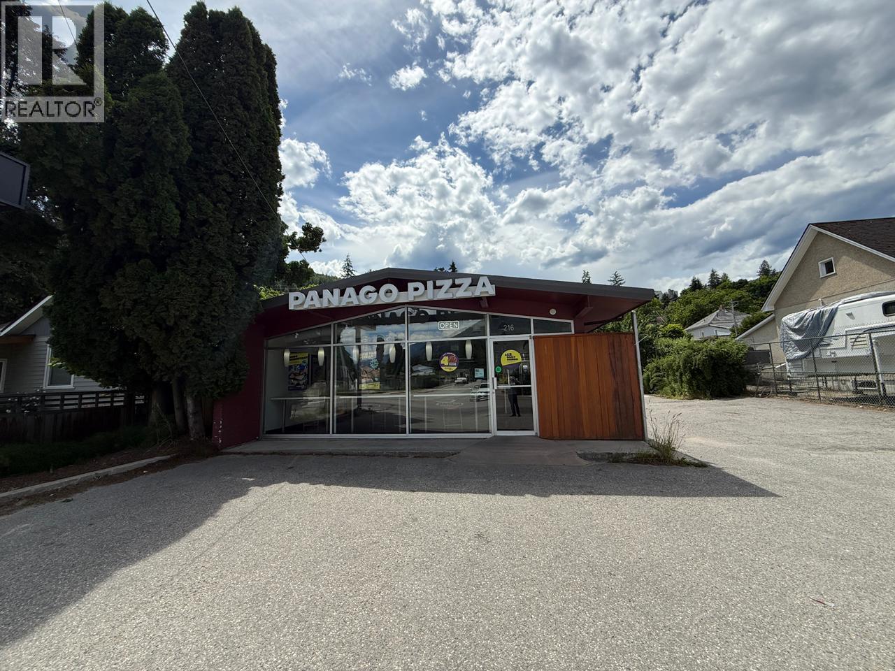 216 Anderson Street, Nelson, British Columbia  V1L 3X7 - Photo 13 - 10397215