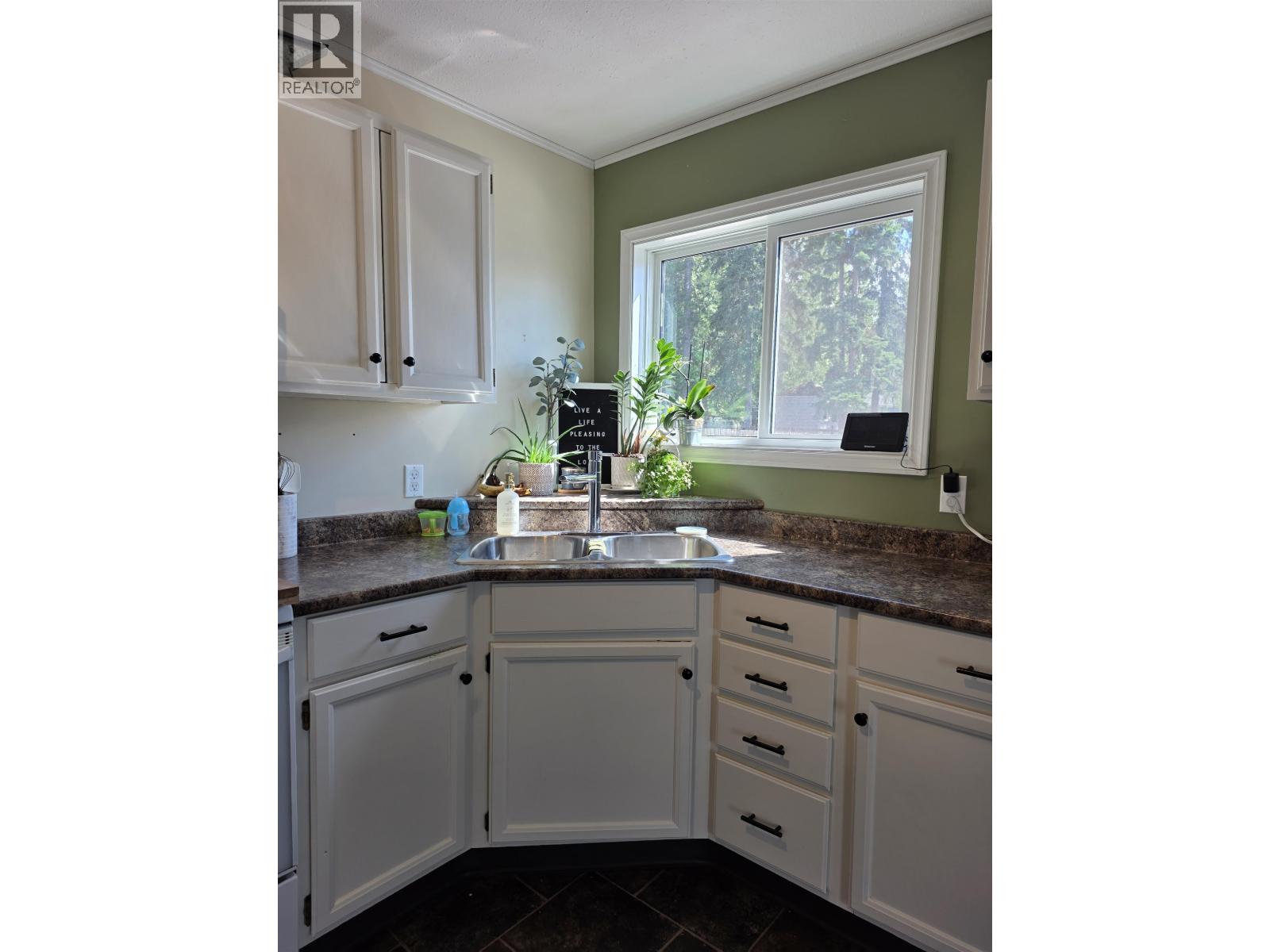 2330 Omineca Place, Houston, British Columbia  V0J 1Z2 - Photo 12 - R3156024
