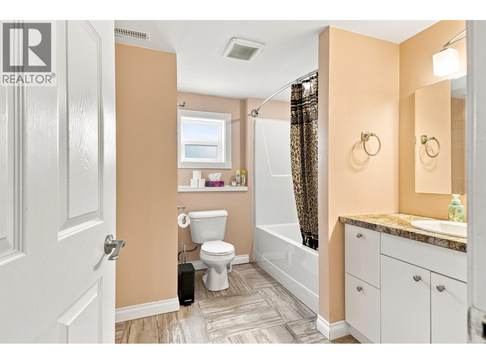 7025 Elefson Road, 100 Mile House, British Columbia  V0K 2E2 - Photo 27 - R3156025