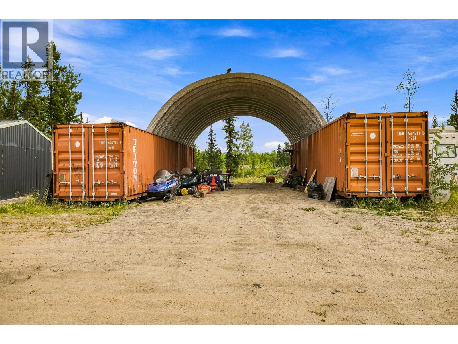 7025 Elefson Road, 100 Mile House, British Columbia  V0K 2E2 - Photo 36 - R3156025