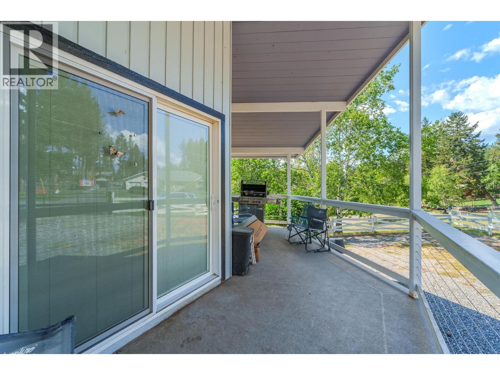 5165 Kallum Drive, 108 Mile Ranch, British Columbia  V0K 2Z0 - Photo 10 - R3156031