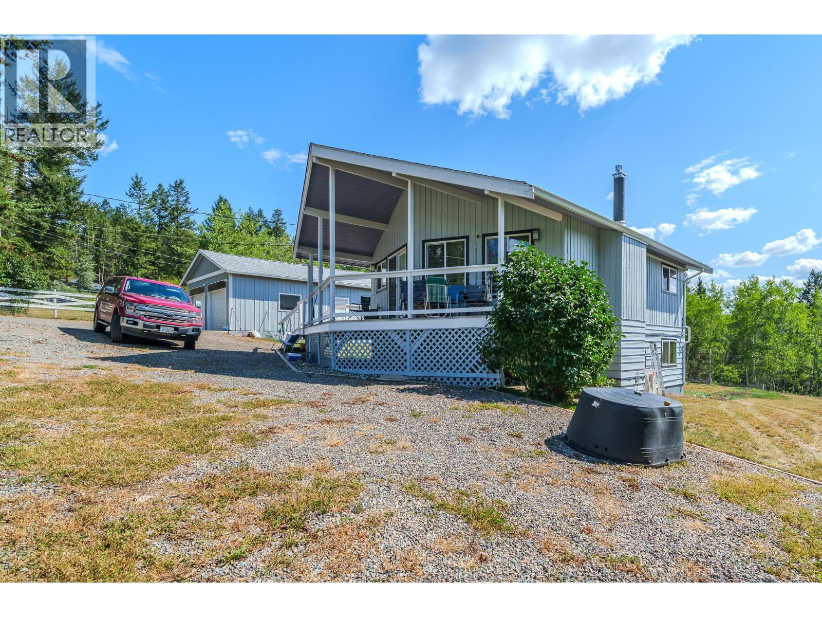 5165 Kallum Drive, 108 Mile Ranch, British Columbia  V0K 2Z0 - Photo 11 - R3156031