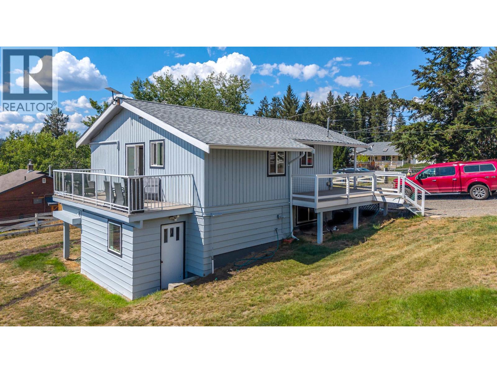 5165 Kallum Drive, 108 Mile Ranch, British Columbia  V0K 2Z0 - Photo 13 - R3156031