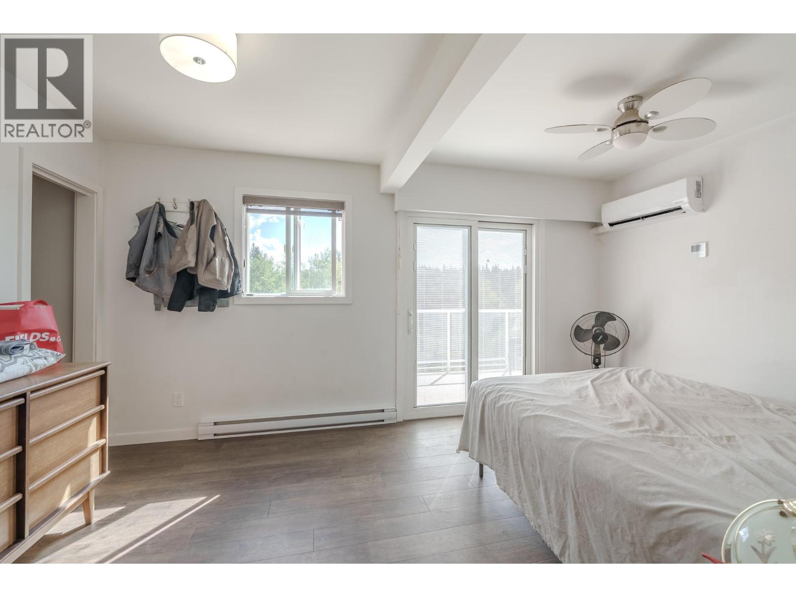 5165 Kallum Drive, 108 Mile Ranch, British Columbia  V0K 2Z0 - Photo 5 - R3156031