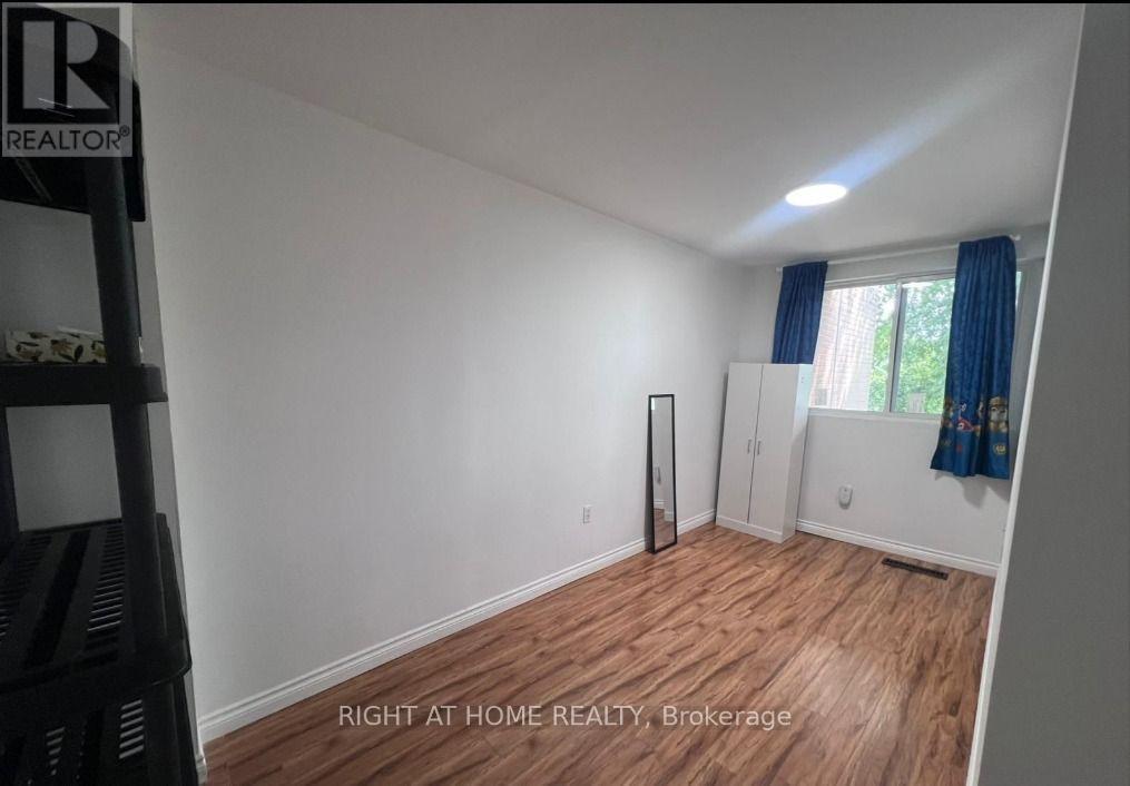 149 - 165 Cherokee Boulevard, Toronto, Ontario  M2J 4T7 - Photo 3 - C13678346