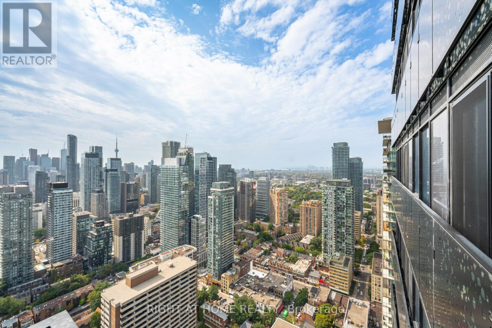 4403 - 55 Charles Street E, Toronto, Ontario  M4Y 0J1 - Photo 34 - C13678364