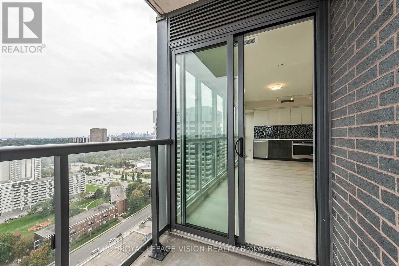 2708 - 2 Sonic Way, Toronto, Ontario  M3C 0P2 - Photo 13 - C13678404