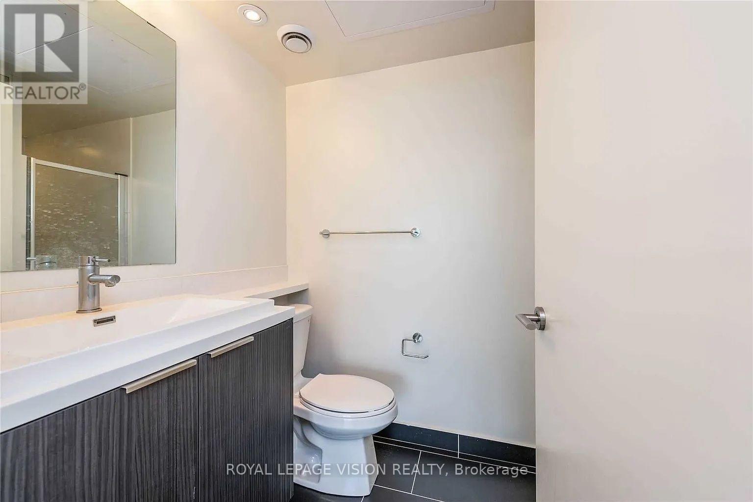 2708 - 2 Sonic Way, Toronto, Ontario  M3C 0P2 - Photo 16 - C13678404