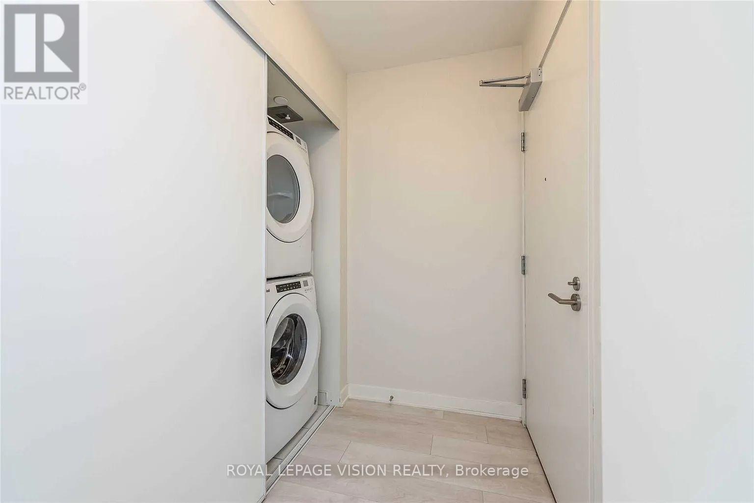 2708 - 2 Sonic Way, Toronto, Ontario  M3C 0P2 - Photo 27 - C13678404