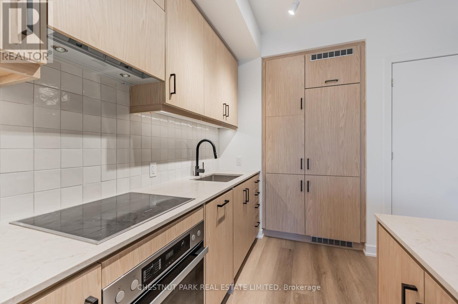 915 - 9 Tecumseth Street, Toronto, Ontario  M5V 0S5 - Photo 10 - C13678432