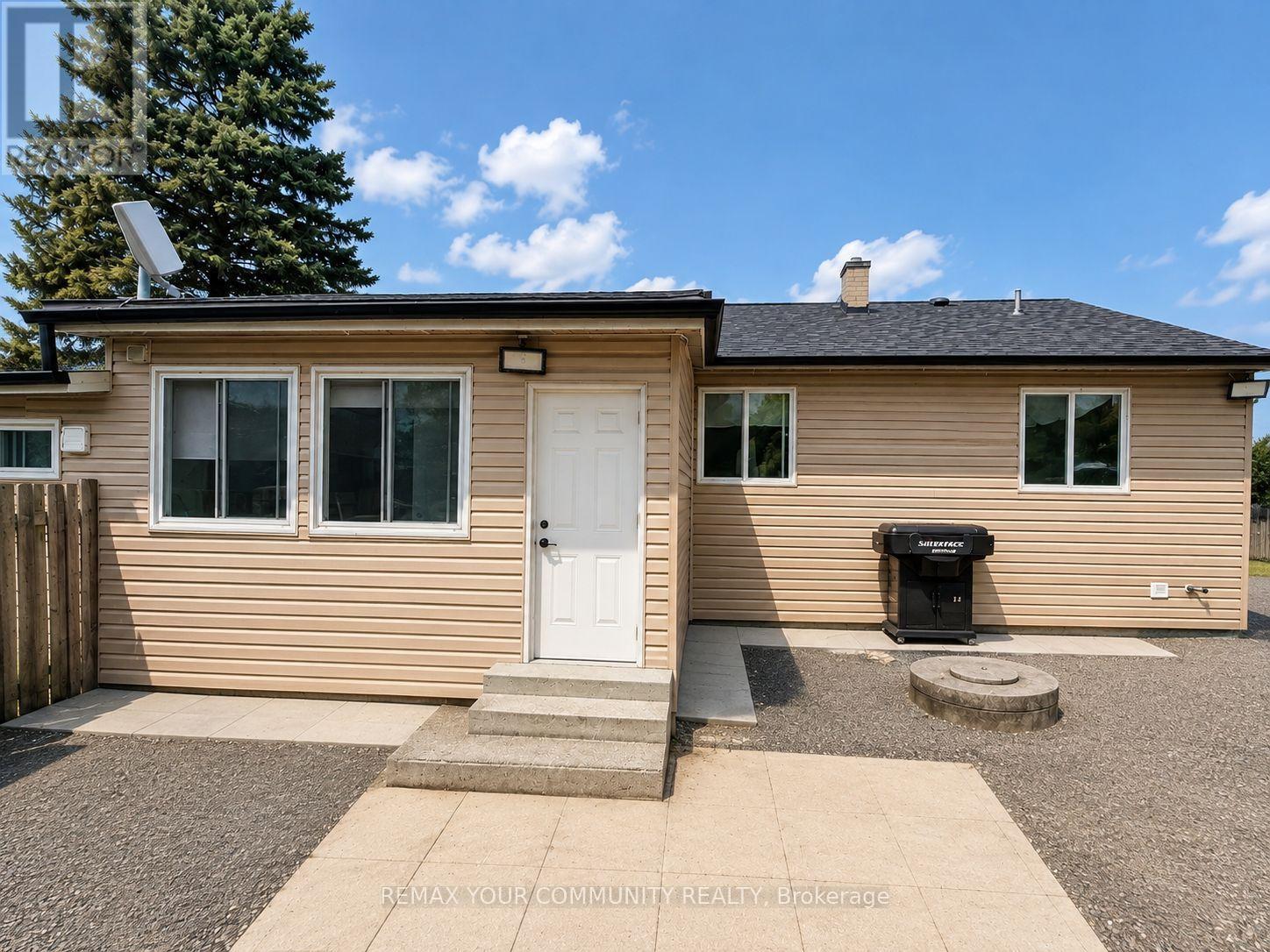 UNIT 2 - 3745 LLOYDTOWN-AURORA ROAD, King, Ontario