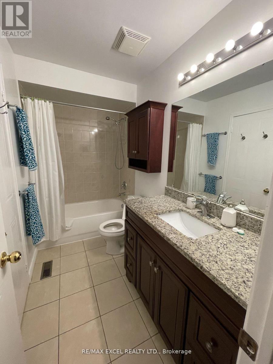 57 Northern Heights Drive, Richmond Hill, Ontario  L4B 4C9 - Photo 13 - N13678360