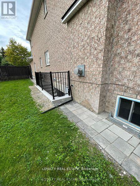97 Song Bird Drive, Markham, Ontario  L3S 3T8 - Photo 10 - N13678362