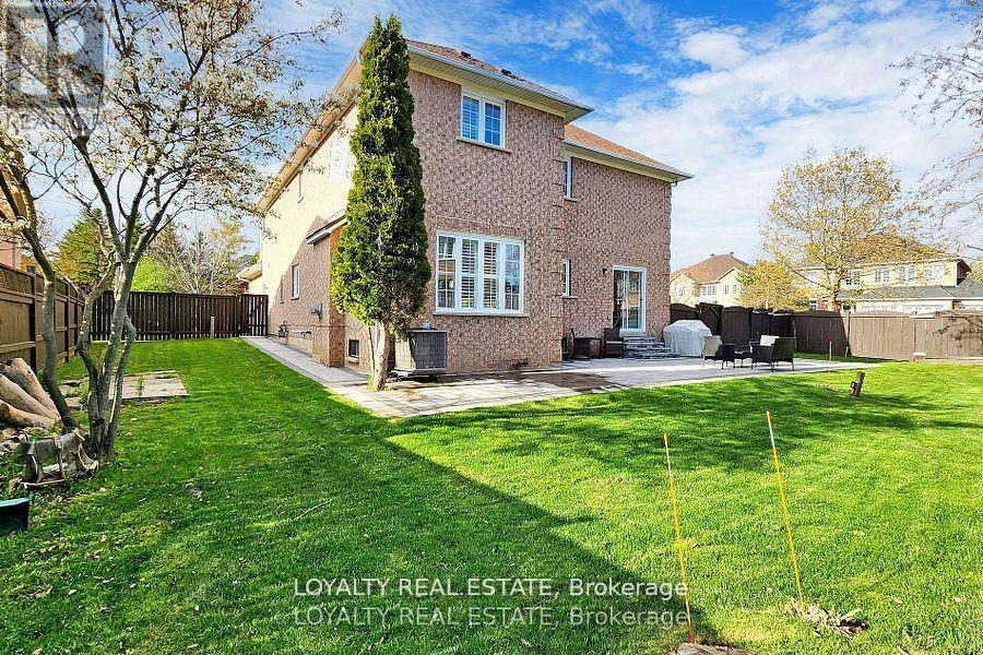 97 Song Bird Drive, Markham, Ontario  L3S 3T8 - Photo 7 - N13678362