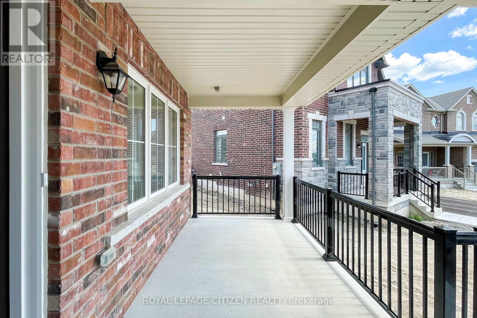 87 Lawrence D. Pridham Avenue, New Tecumseth, Ontario  L9R 0X4 - Photo 4 - N13678394