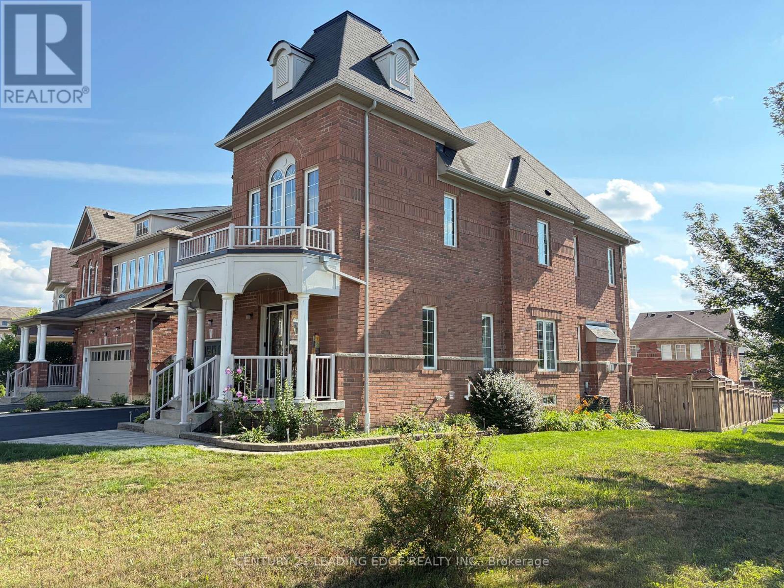 14 Clarinet Lane, Whitchurch-Stouffville, Ontario  L4A 4N1 - Photo 4 - N13678396