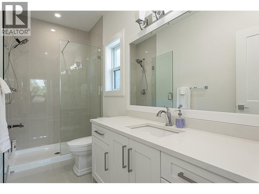 8267 Government Road, Burnaby, British Columbia  V5A 2E4 - Photo 13 - R3153099