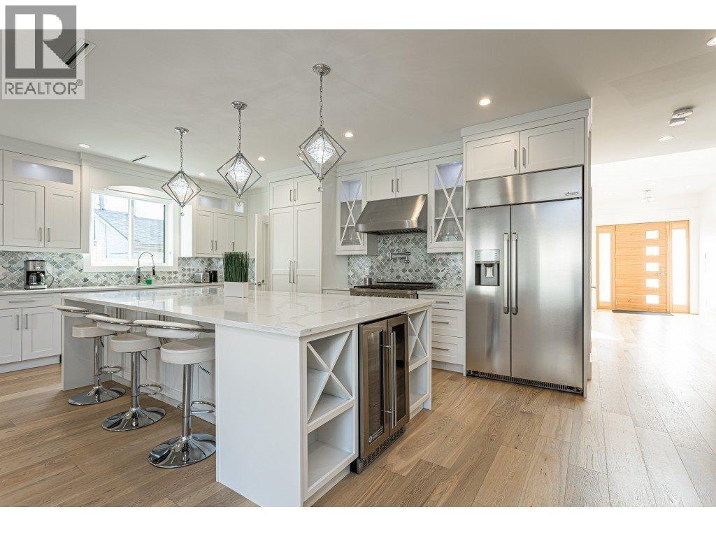 8267 Government Road, Burnaby, British Columbia  V5A 2E4 - Photo 5 - R3153099