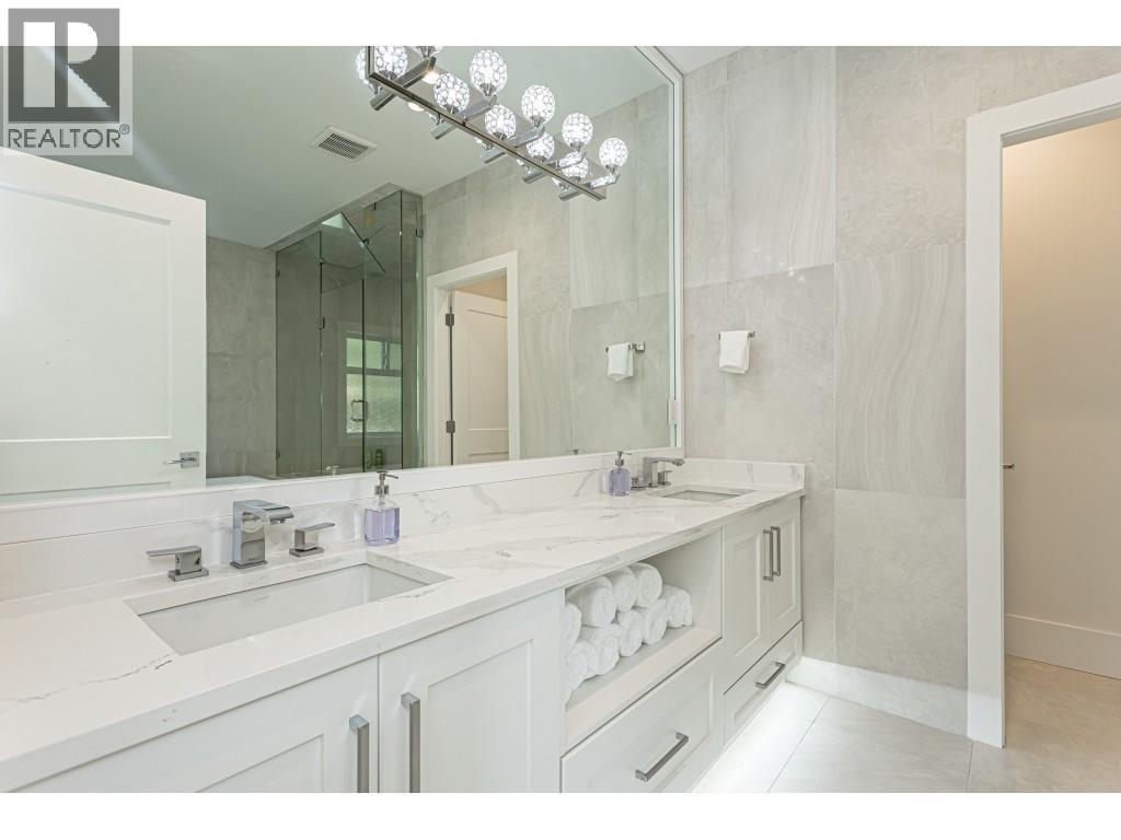 8267 Government Road, Burnaby, British Columbia  V5A 2E4 - Photo 16 - R3153099