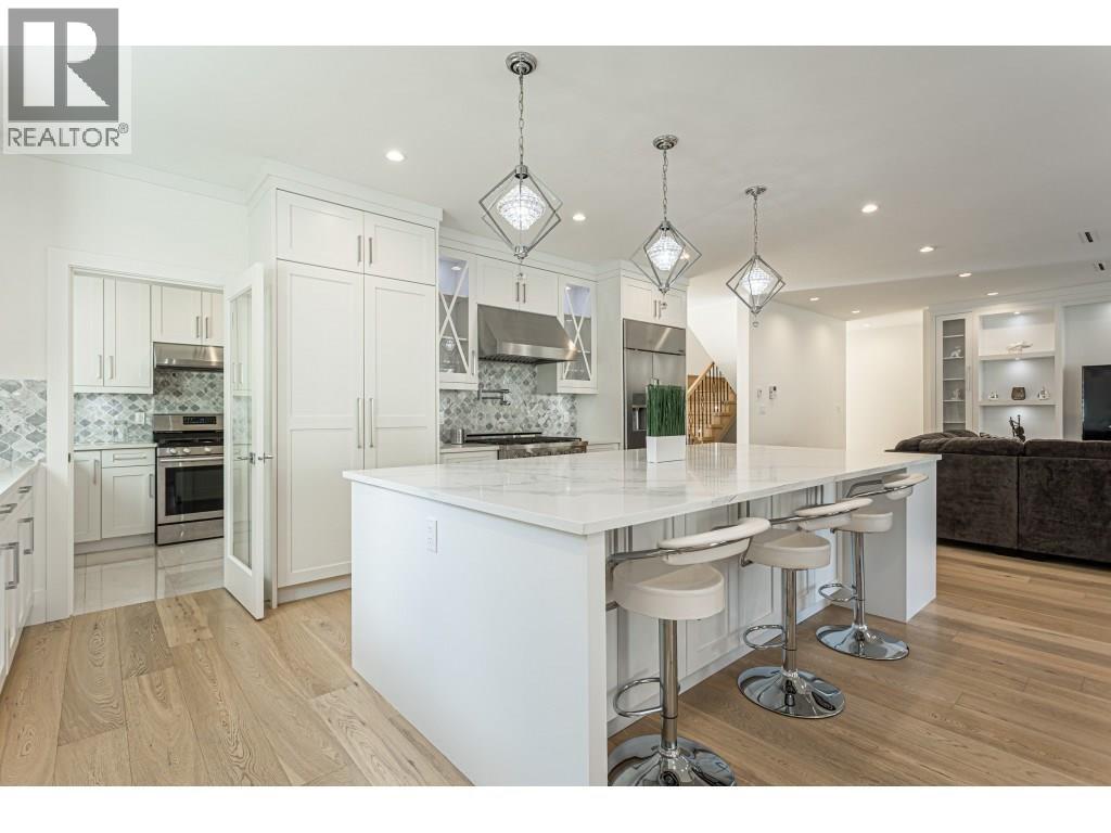 8267 Government Road, Burnaby, British Columbia  V5A 2E4 - Photo 7 - R3153099