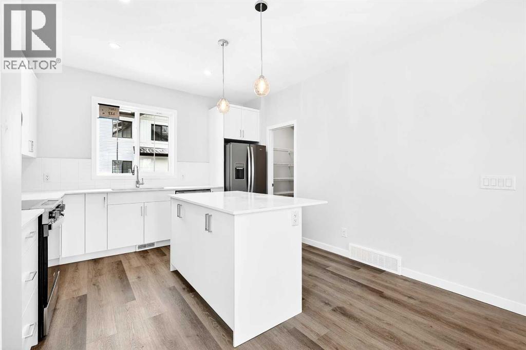 301, 40 Creekside Way SW, Calgary, Alberta  T2X 6E2 - Photo 12 - A2334910
