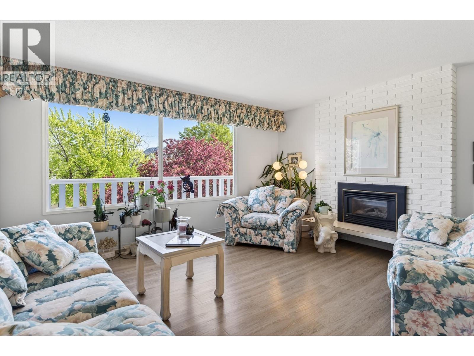 229 Greenstone Drive, Kamloops, British Columbia  V2C 1N6 - Photo 5 - 10385577