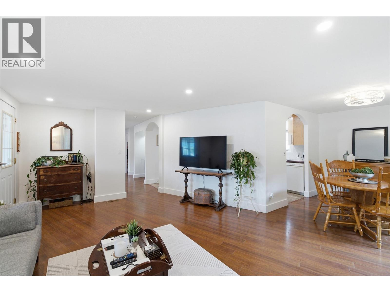 4873 Gerella Road, Kamloops, British Columbia  V0E 2P0 - Photo 6 - 10394805