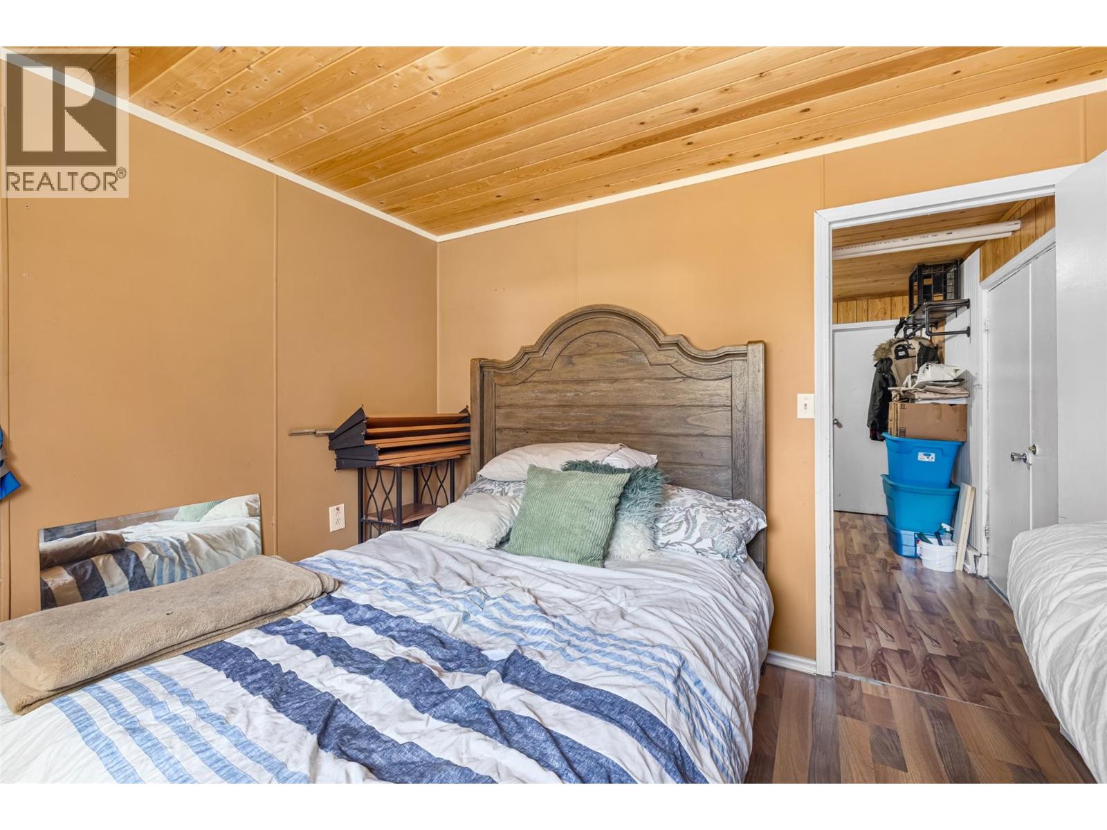 9889 Highway 3/95, Yahk, British Columbia  V0B 2P0 - Photo 45 - 10396288