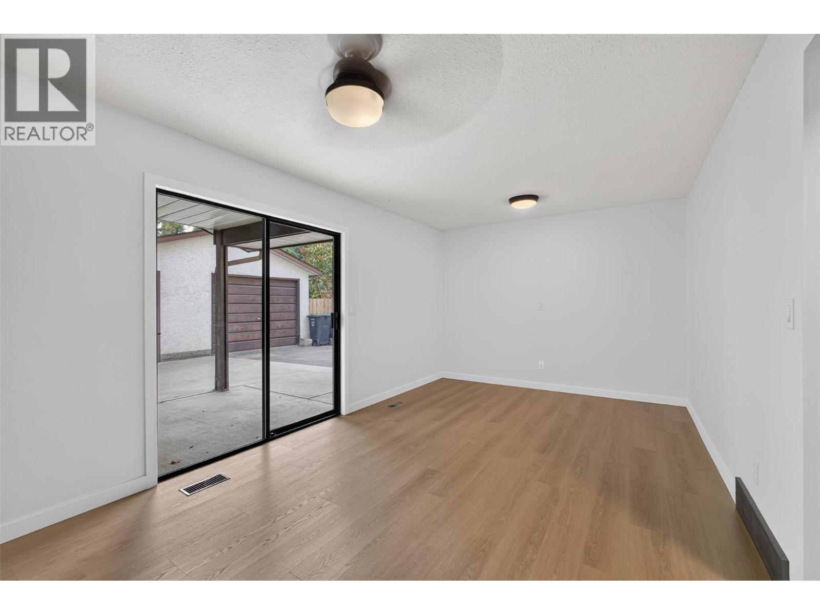 1494/1496 Elm Street, Kelowna, British Columbia  V1Y 3W9 - Photo 18 - 10397379